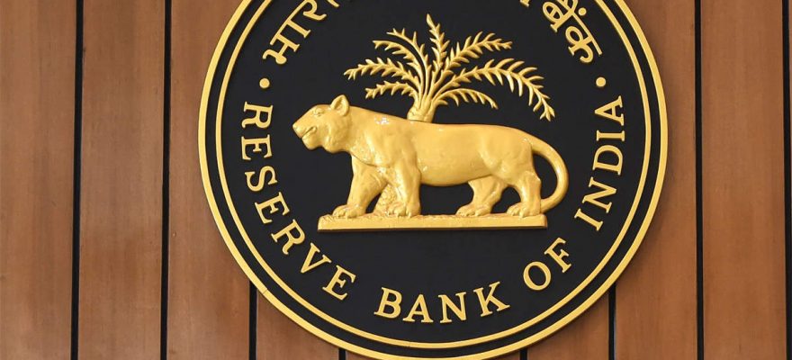 reserve-bank-of-india-issues-norms-for-banks-to-set-up-currency-chests